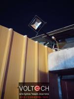 התקנת אביזרי תאורה שביצע מוטי החשמלאי מחברת "וולטק - פתרונות חשמל מתקדמים"