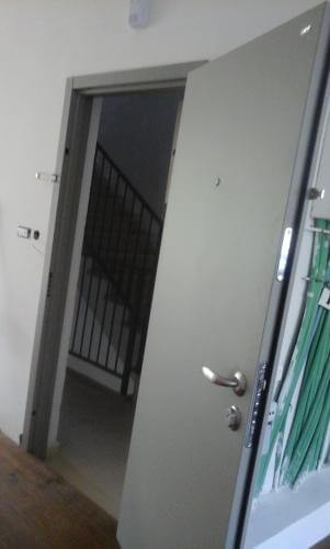 התקנת דלתות