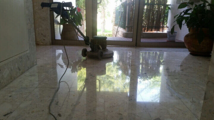 פוליש לרצפת לובי